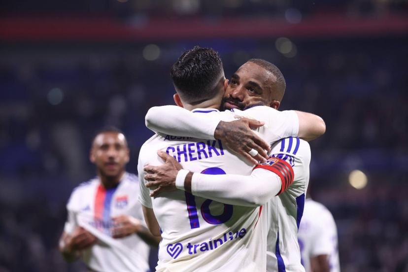 爱游戏-英超联赛为何依旧强制保留本土球员配额?